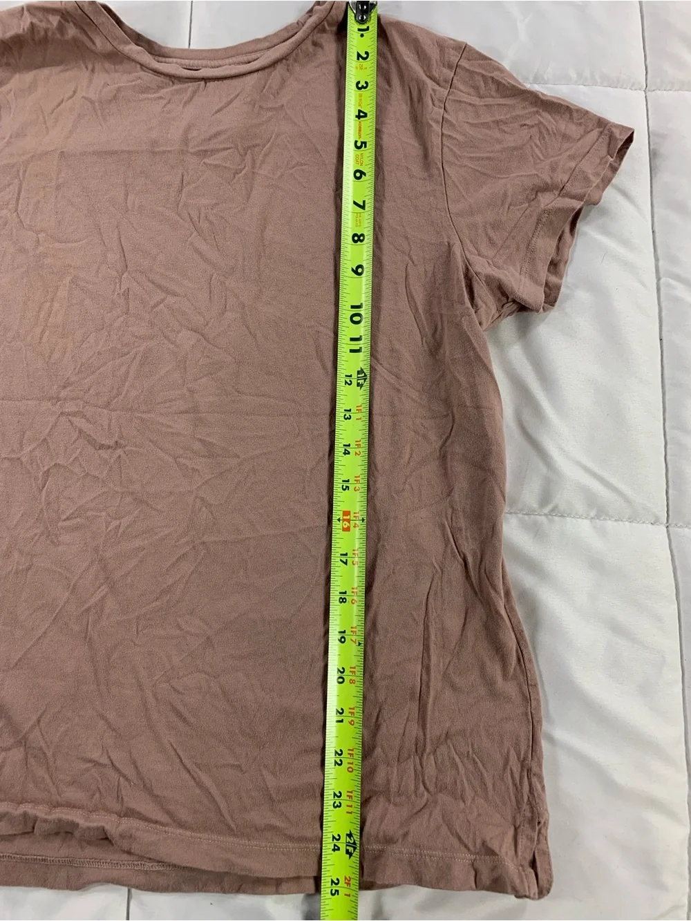 Pre loved BENCH shirt womens size L - Picture 2 of 4